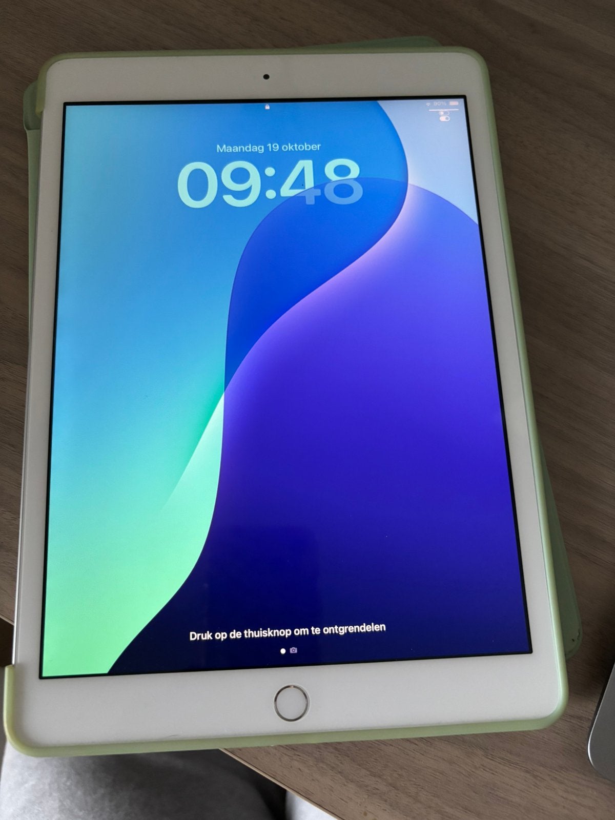 Ipad 7 th generation van 2019, Computers en Software, Ophalen, Zo goed als nieuw, Wi-Fi, 32 GB