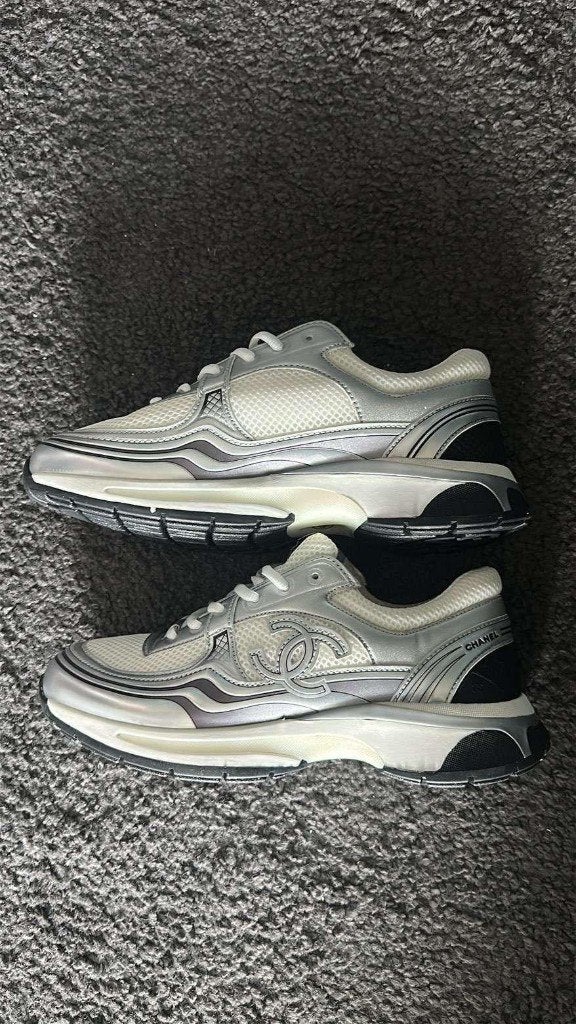 Chanel runners maat 43, Vêtements | Hommes, Chaussures, Neuf, Enlèvement ou Envoi, Blanc, Baskets