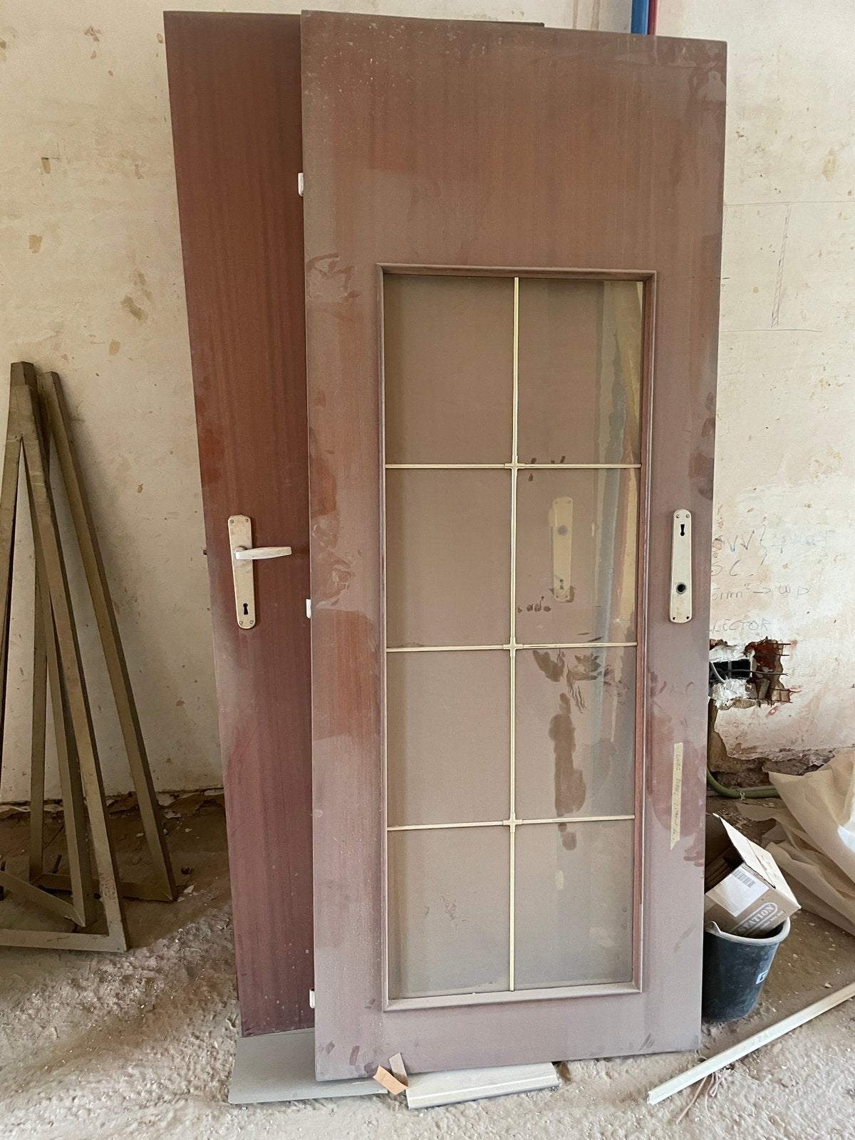 Oude donkerbruine deuren, Doe-het-zelf en Bouw, Deuren en Vliegenramen, Zo goed als nieuw, Glas, Ophalen