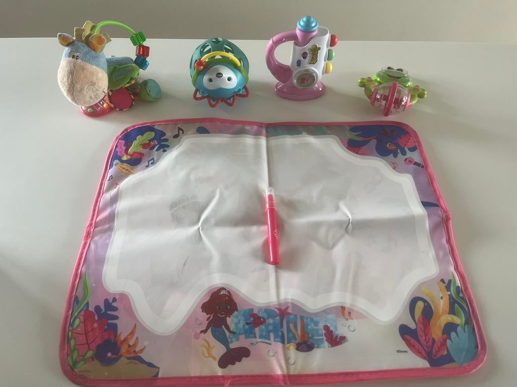 Set de jouets pour bébé, Enlèvement, Comme neuf