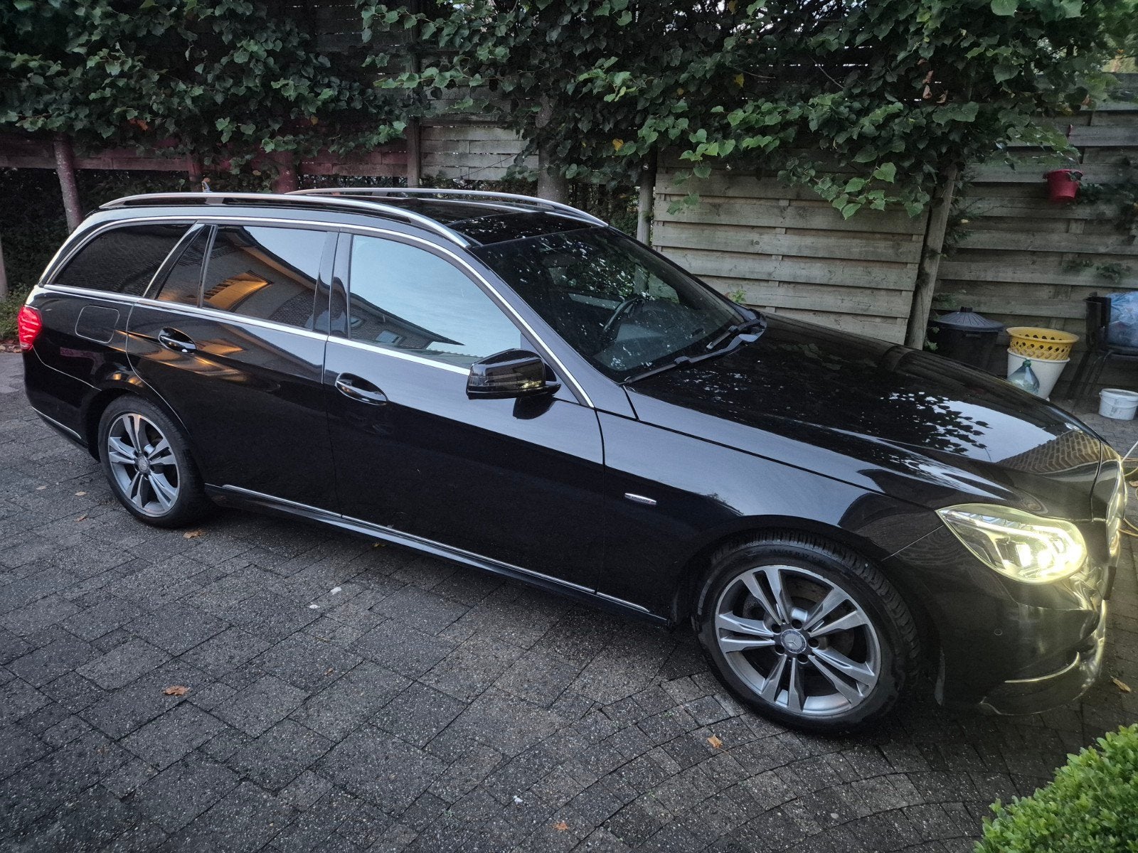 mercedes benz e200 break elegance fulloption, Cuir, Achat, Série 200, Entretenue par le concessionnaire