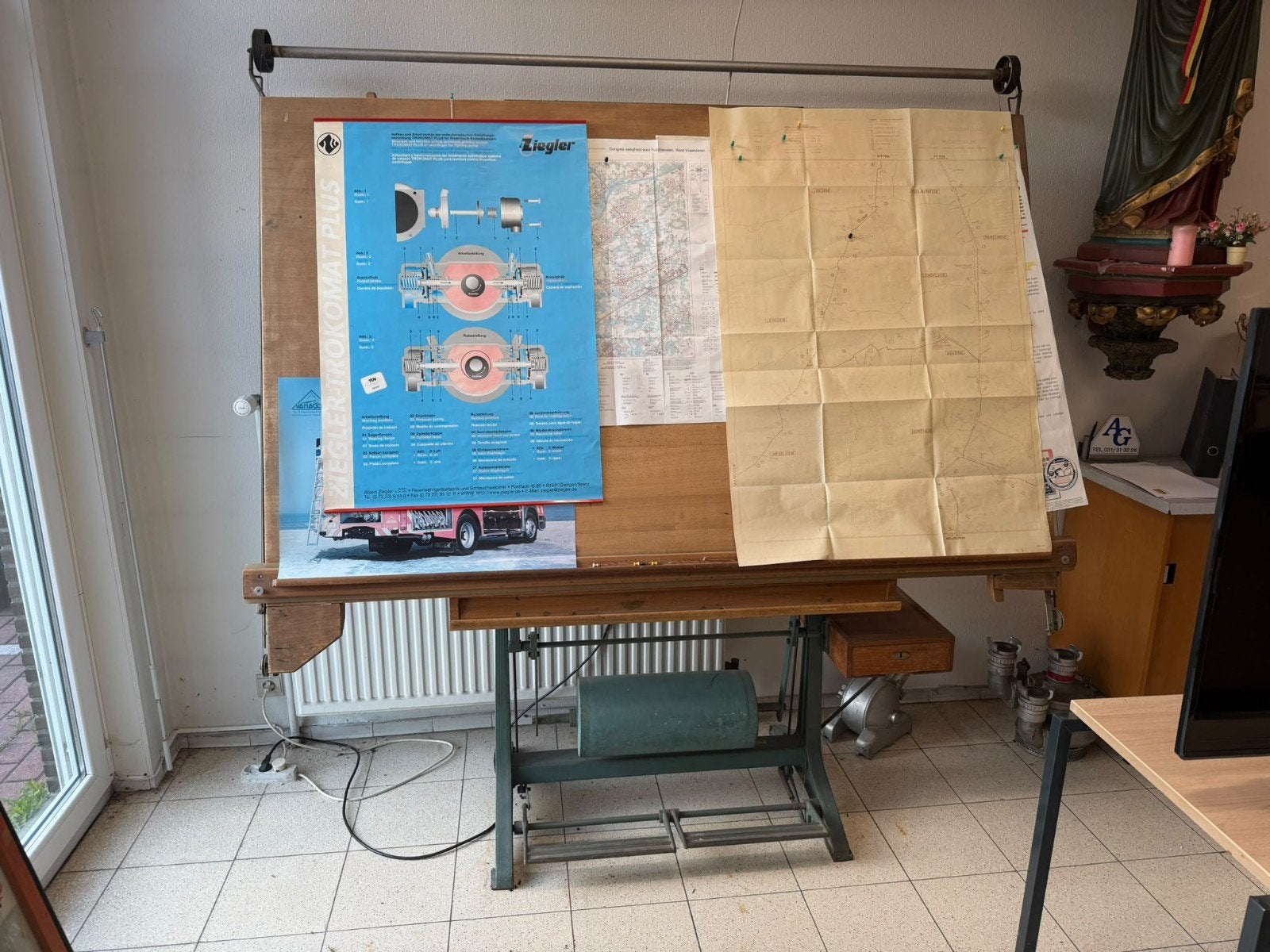 Nestler tekentafel, Bricolage & Construction, Enlèvement