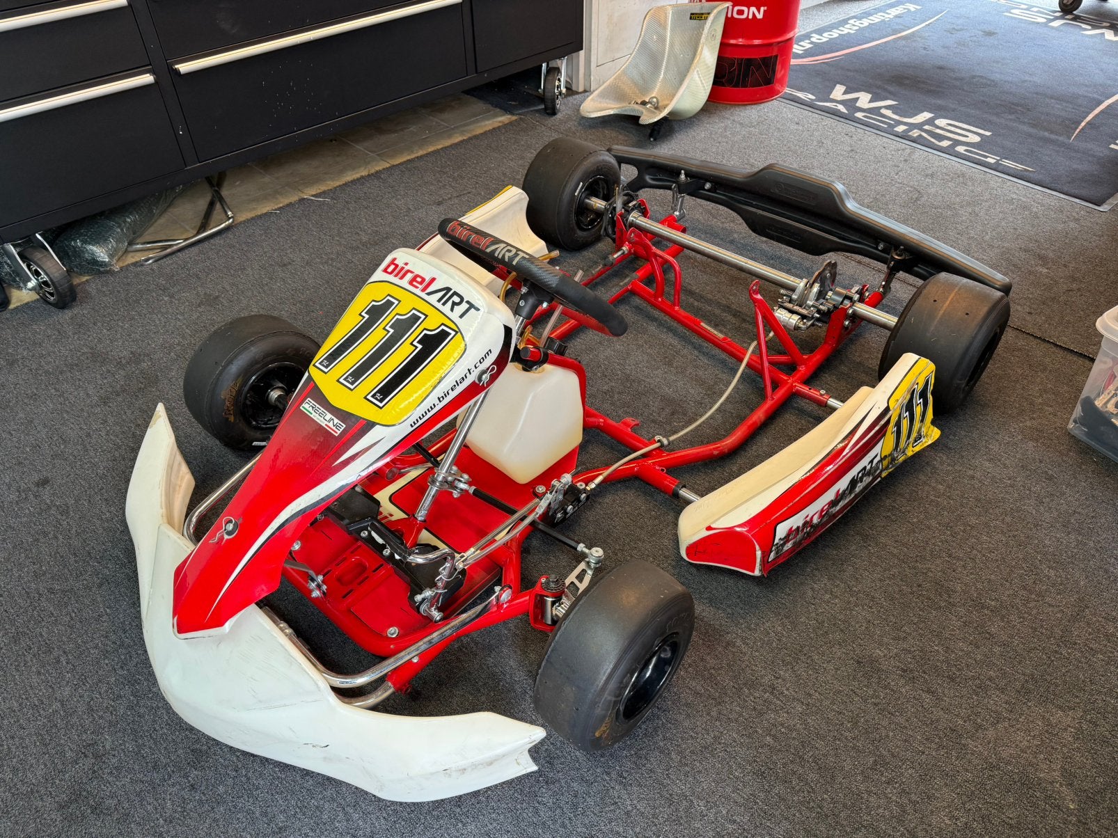 Birel mini rollend chassis, Ophalen, Kart