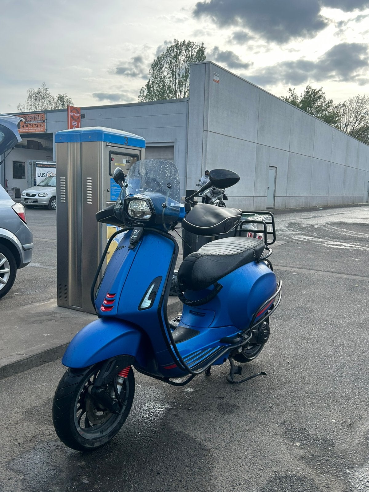 Vespa Sprint 2021 Matte Blauw – Full Option – Perfecte Staat, Fietsen en Brommers, Scooters | Vespa, Ophalen, Klasse A (25 km/u)