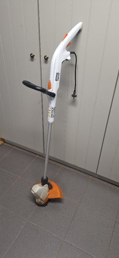 Kantenmaaier, Tuin en Terras, Grastrimmers, Ophalen, Gebruikt, Elektrisch, SKILL