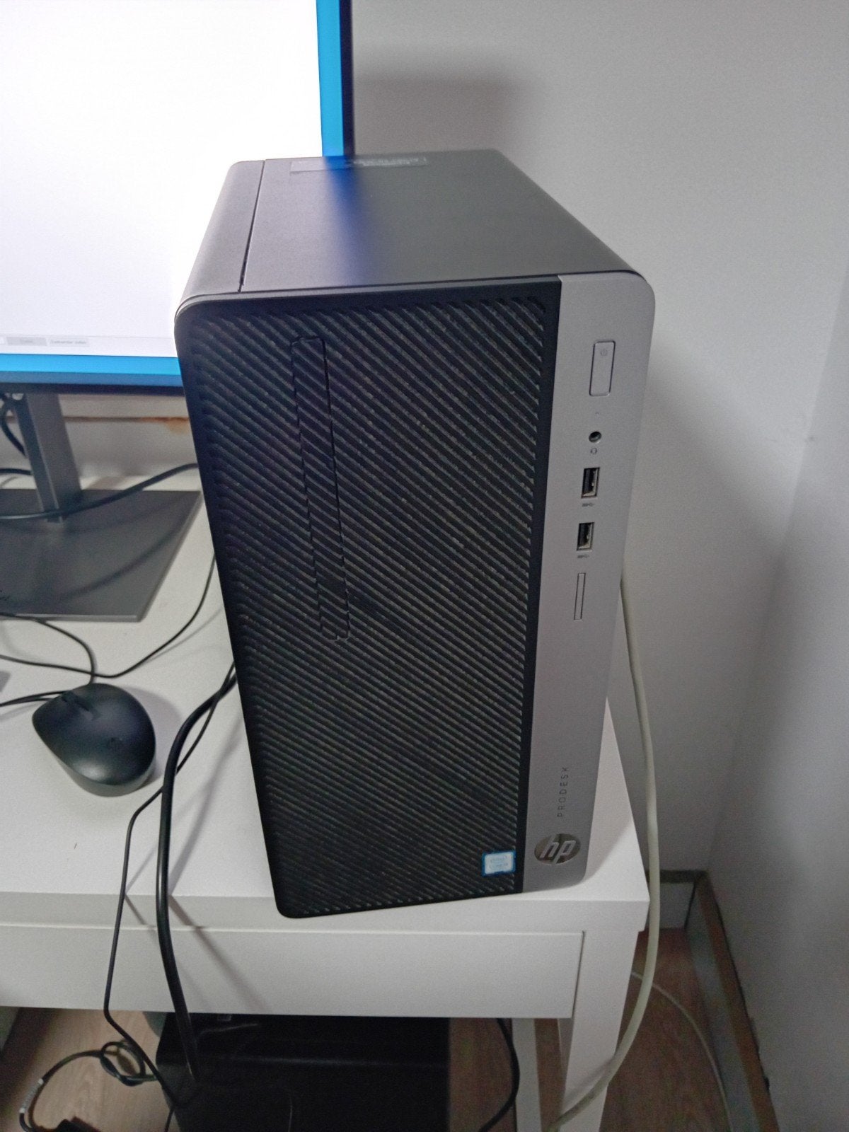 HP Prodesk pc 400 G4 MT met intel i5-7500 en 256 gb ssd, Computers en Software, 8 GB, Ophalen of Verzenden, Zo goed als nieuw