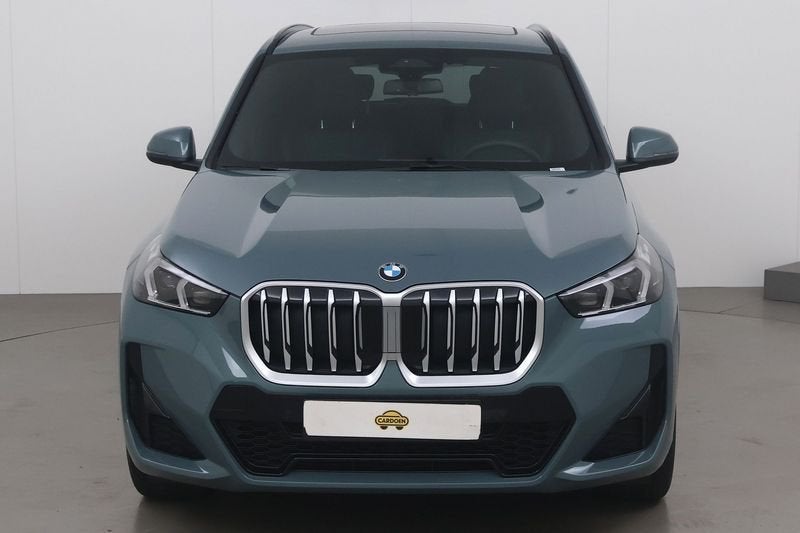 BMW X1 1.5ia sdrive18 136 AT, Auto's, Gebruikt, 149 g/km, Bedrijf, 5 zetels
