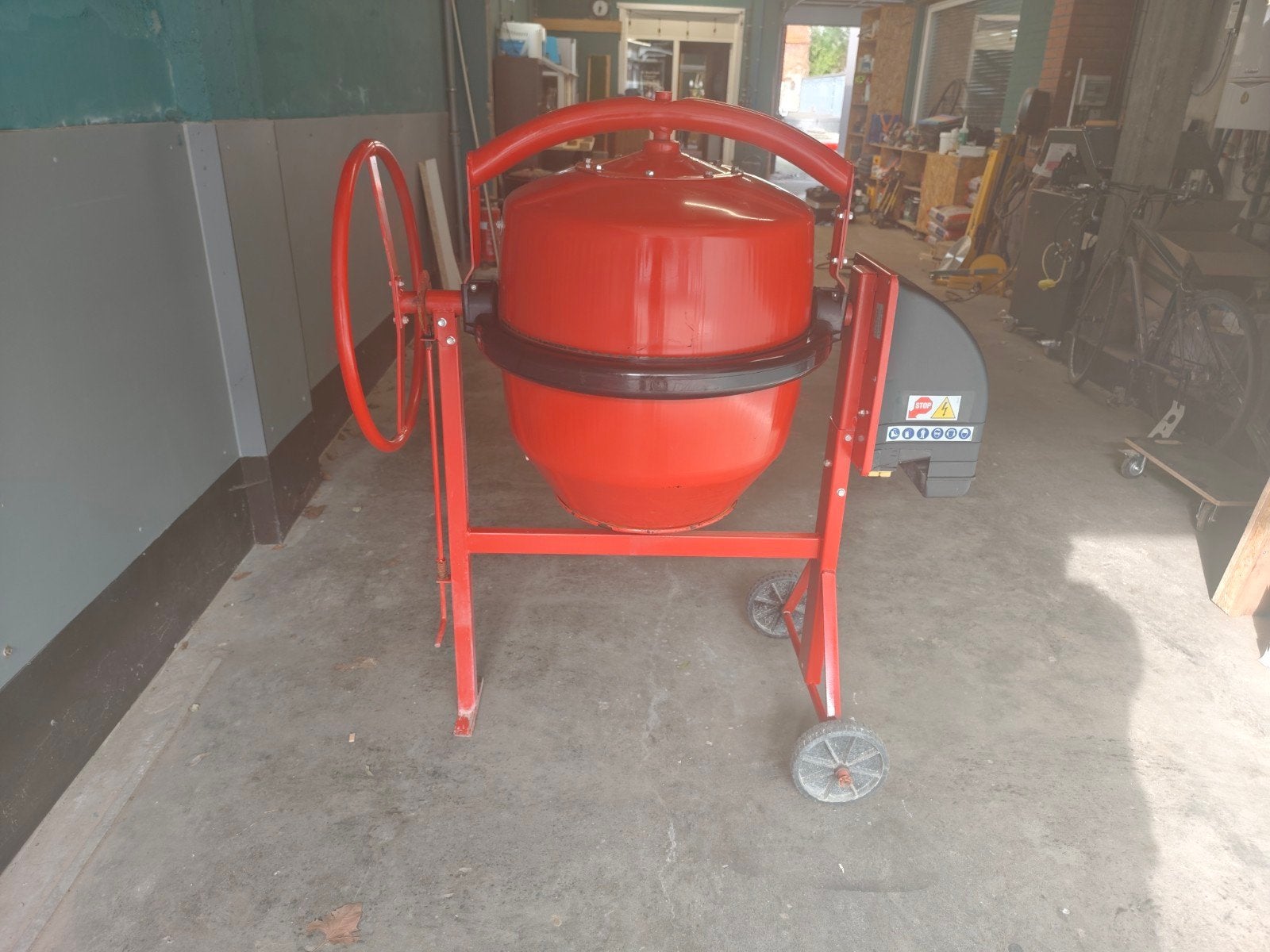 Bétonnière à louer, Bricolage & Construction, Enlèvement, O, O, O
