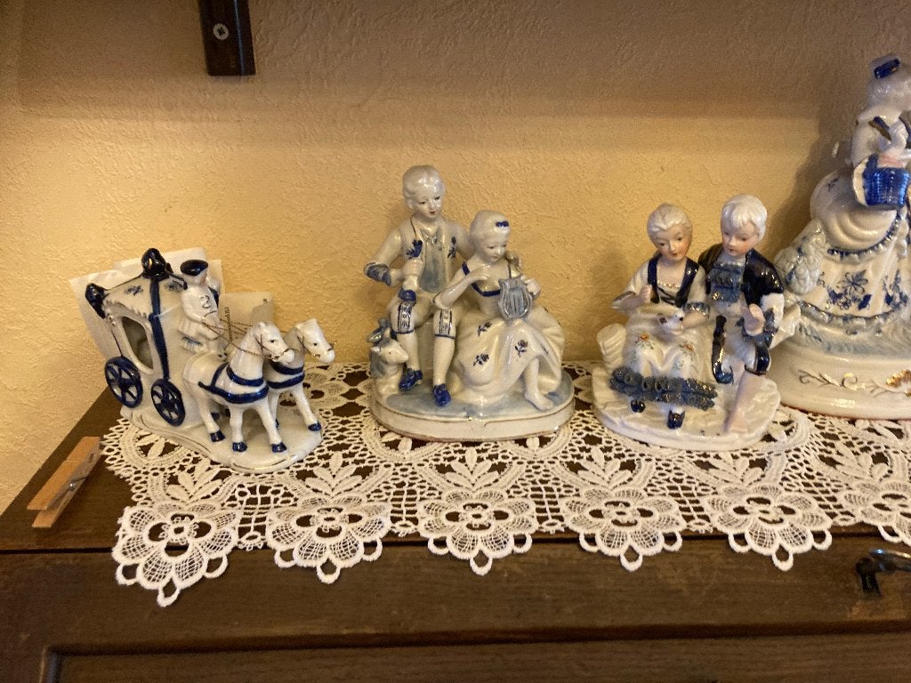 Groot lot delfsblauwe beelden, Antiek en Kunst, Ophalen