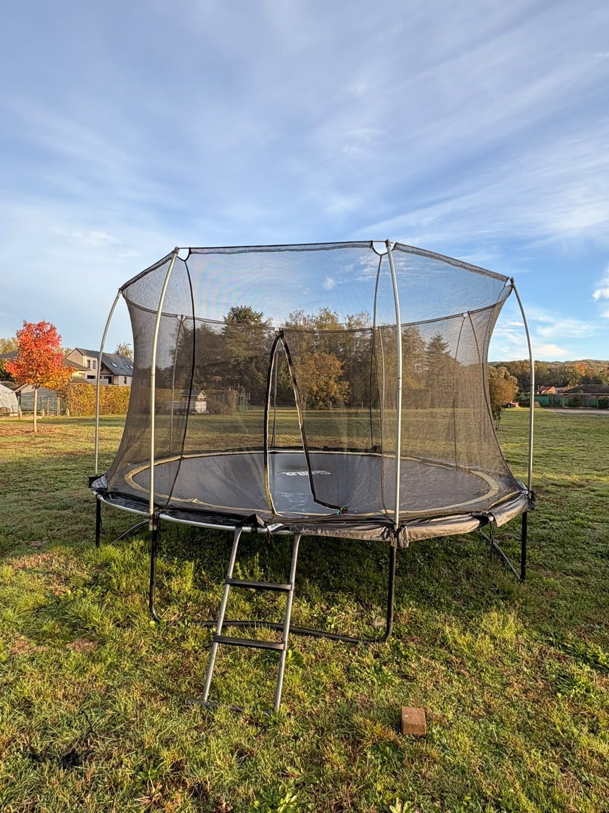 Gratis Salta trampoline, Ophalen