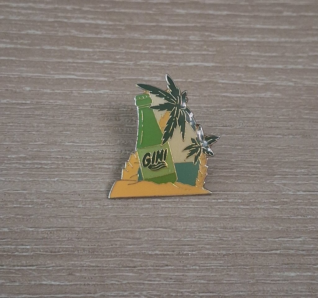 PIN - GINI - FRISDRANK, Collections, Envoi, Utilisé, Marque, Insigne ou Pin's