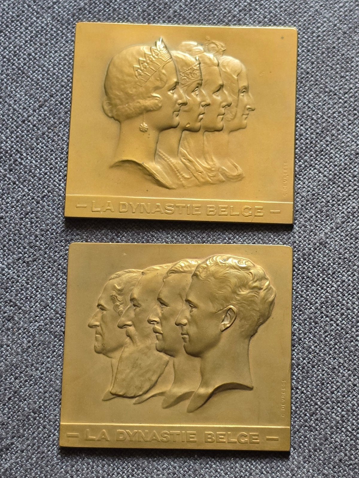 2 medailles Devreese " 4 koningen en koninginnen ", Postzegels en Munten, Ophalen of Verzenden, Brons
