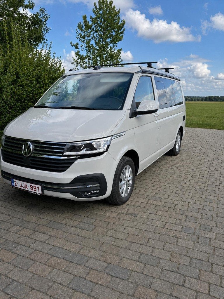 VW T6.1 California Ocean 2023 slechts 33k km!, Autos, Argent ou Gris, Boîte manuelle, Autre carrosserie, Diesel