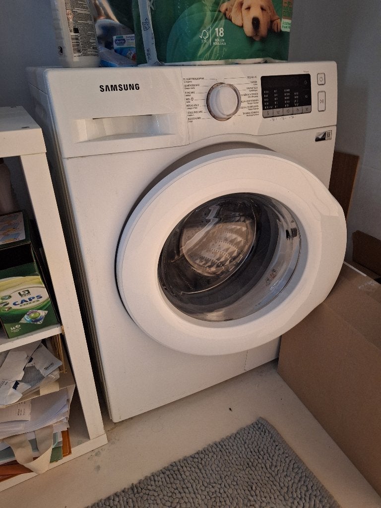 Wasmachine, 1200 à 1600 tours, 6 à 8 kg, 85 à 90 cm, Programme court