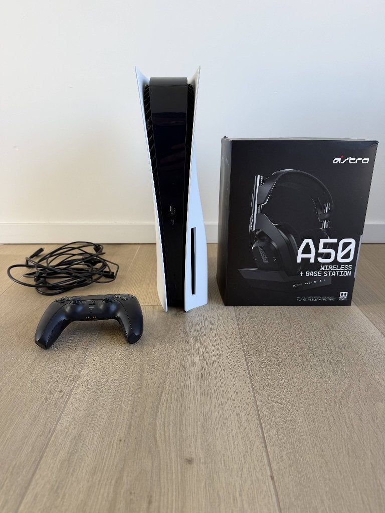 Playstation 5 + A50 ASTRO headset, Ophalen, Gebruikt