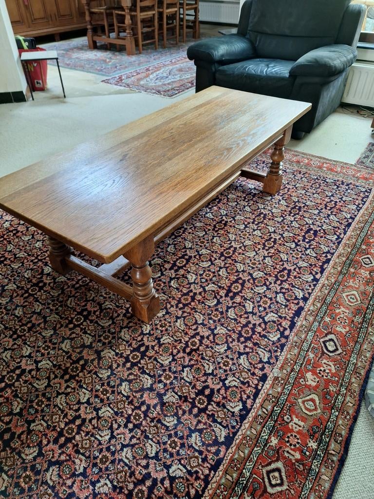 Eiken salontafel, Ophalen