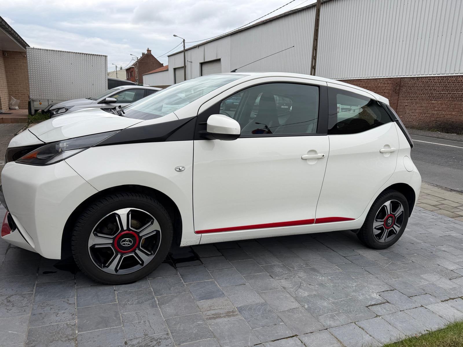 Toyota Aygo PERFECTE STAAT, Auto's, Toyota, Wit, Handgeschakeld, Particulier, Aygo