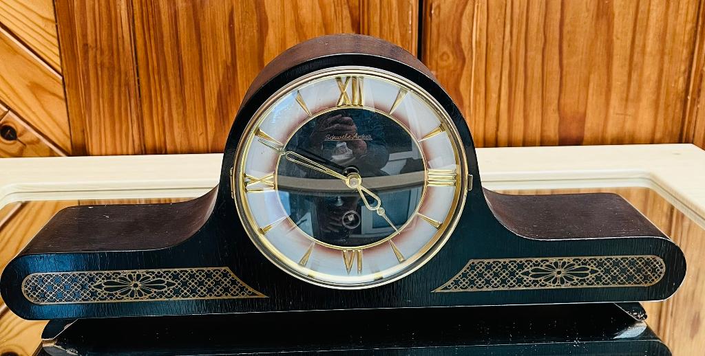 Horloge de cheminée de table allemande vintage Hettich, Enlèvement