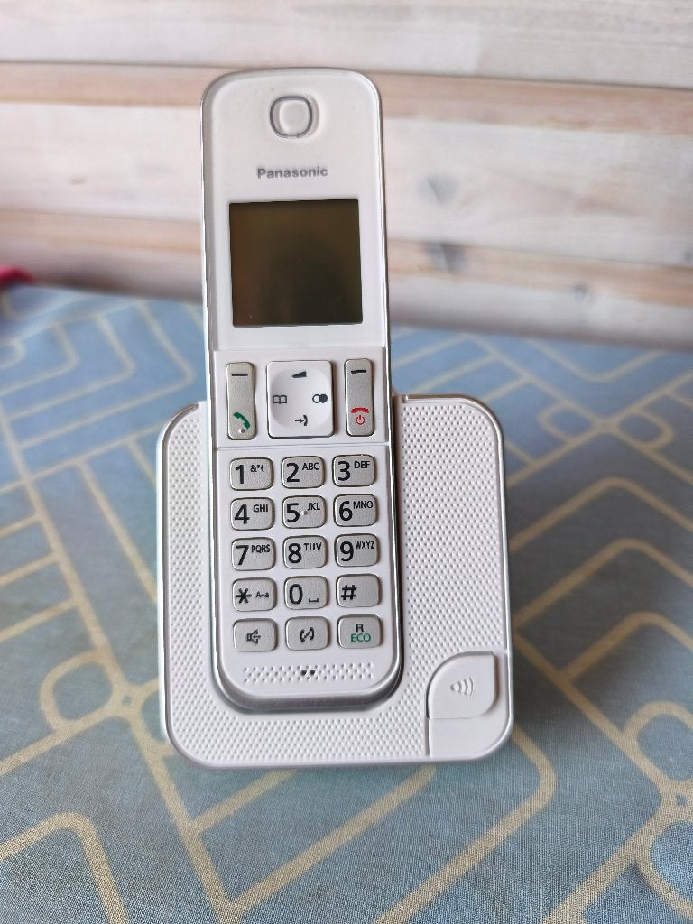 Panasonic DECT telefoon, Ophalen of Verzenden, Zo goed als nieuw, 1 handset, Stralingsarm