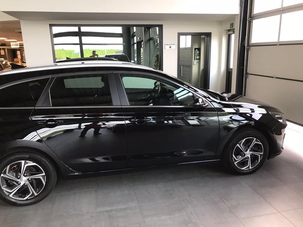 Hyundai i30, Autos, Achat, Euro 6, Entretenue par le concessionnaire, Noir