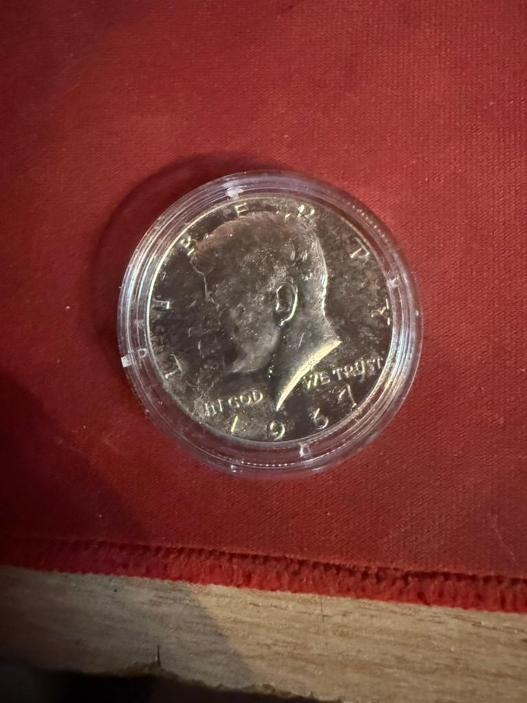 Kennedy Half Dollar uit 1967., Ophalen