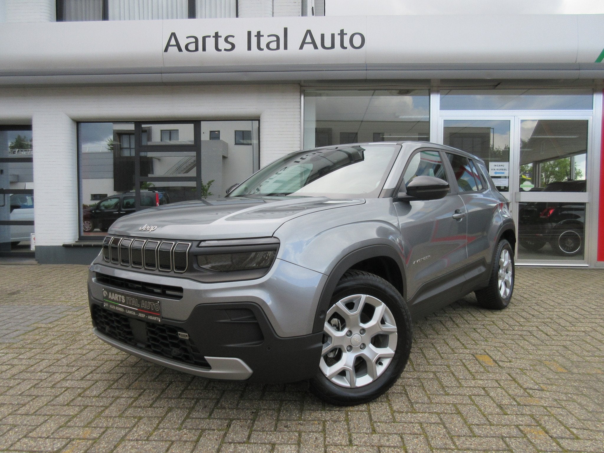 Jeep Other AVENGER 1.2 ALTITUDE, Argent ou Gris, Achat, Euro 6, Entreprise