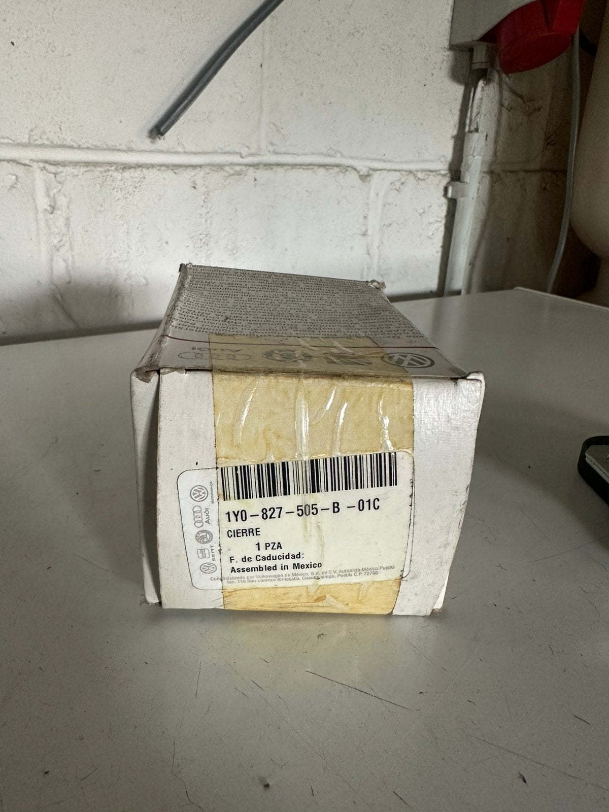 Nieuwe VW Kofferklep Slot1Y0-827-505-B -Golf 4 Bora Beetle, Auto-onderdelen, Ophalen