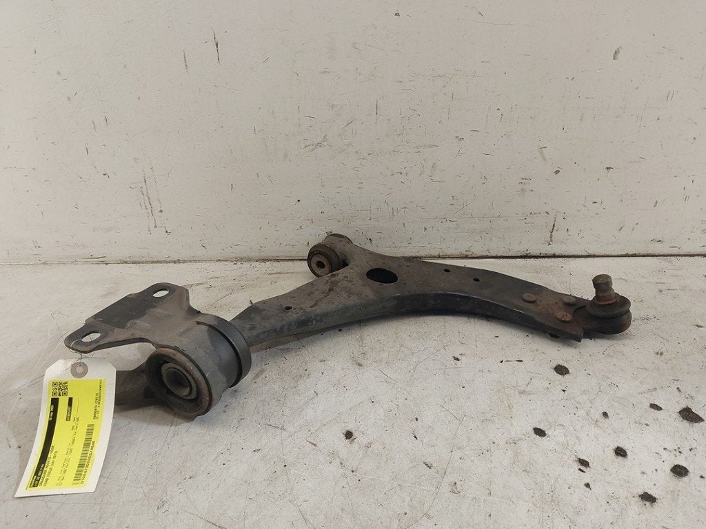 DRAAGARM RECHTS VOOR Ford Focus 3 (01-2010/01-2020), Gebruikt, Henry-Ford-Straße  1
50735  Köln, DE, Ford-Werke GmbH, Kunden@ford.com