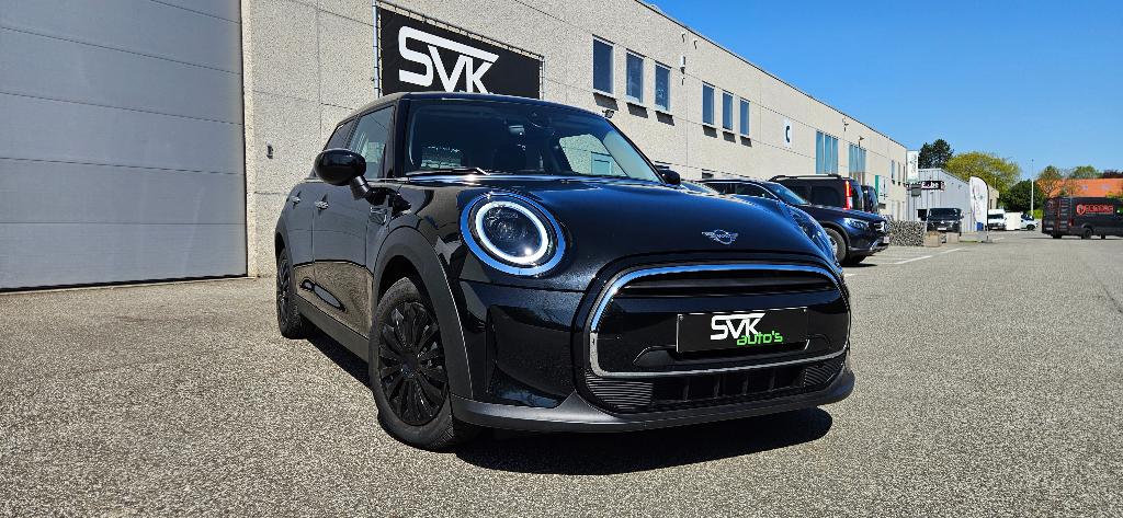 Mini Cooper//1.5iA//only 5700km..., Auto's, Mini, Bedrijf, Te koop, Cooper, Airbags, Alarm, Bluetooth, Boordcomputer, Centrale vergrendeling