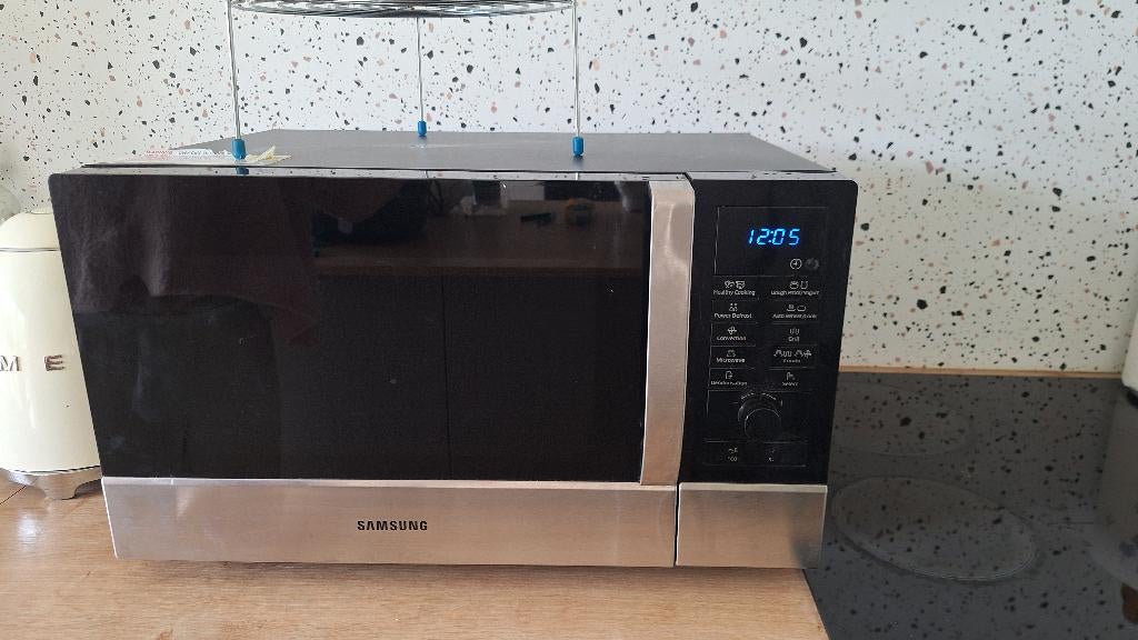 Samsung combi oven, Elektronische apparatuur, Ophalen, Gebruikt, Hete lucht, 45 tot 60 cm