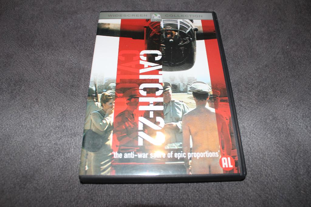 DVD Catch 22, CD & DVD, DVD | Classiques, Enlèvement ou Envoi, Utilisé, 1960 à 1980, Comédie