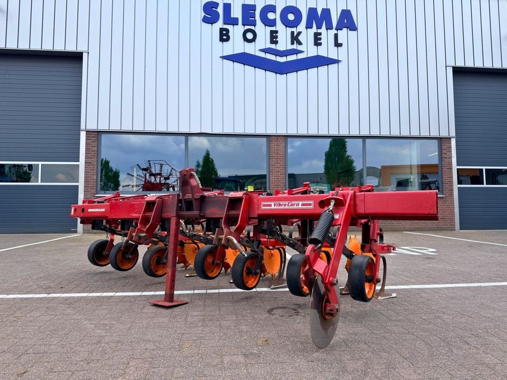 Kongskilde Vibrocorn Schoffelmachine, Protection des cultures et Fertilisation