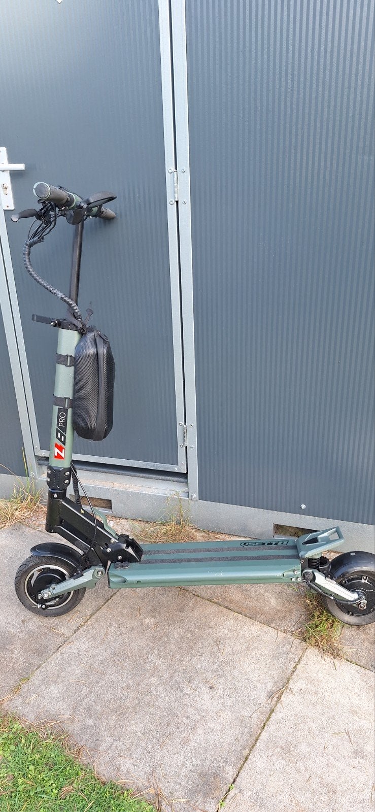 Trottinette électrique VSETT 8 - Puissante, confortable et N, Vélos & Vélomoteurs, Enlèvement ou Envoi, Comme neuf, Step électrique (E-scooter)