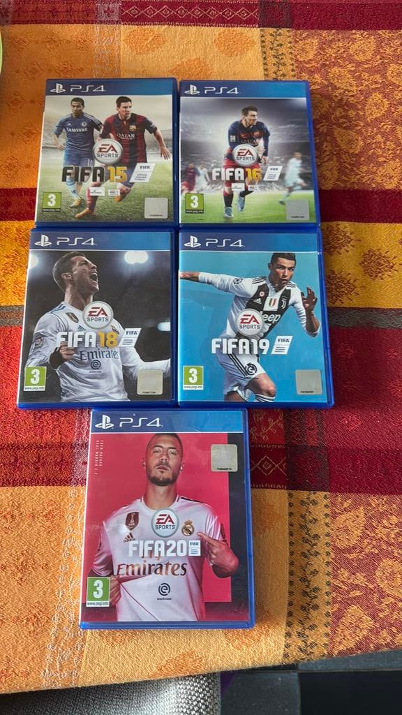 PS4 spelletjes FIFA, Ophalen, Zo goed als nieuw