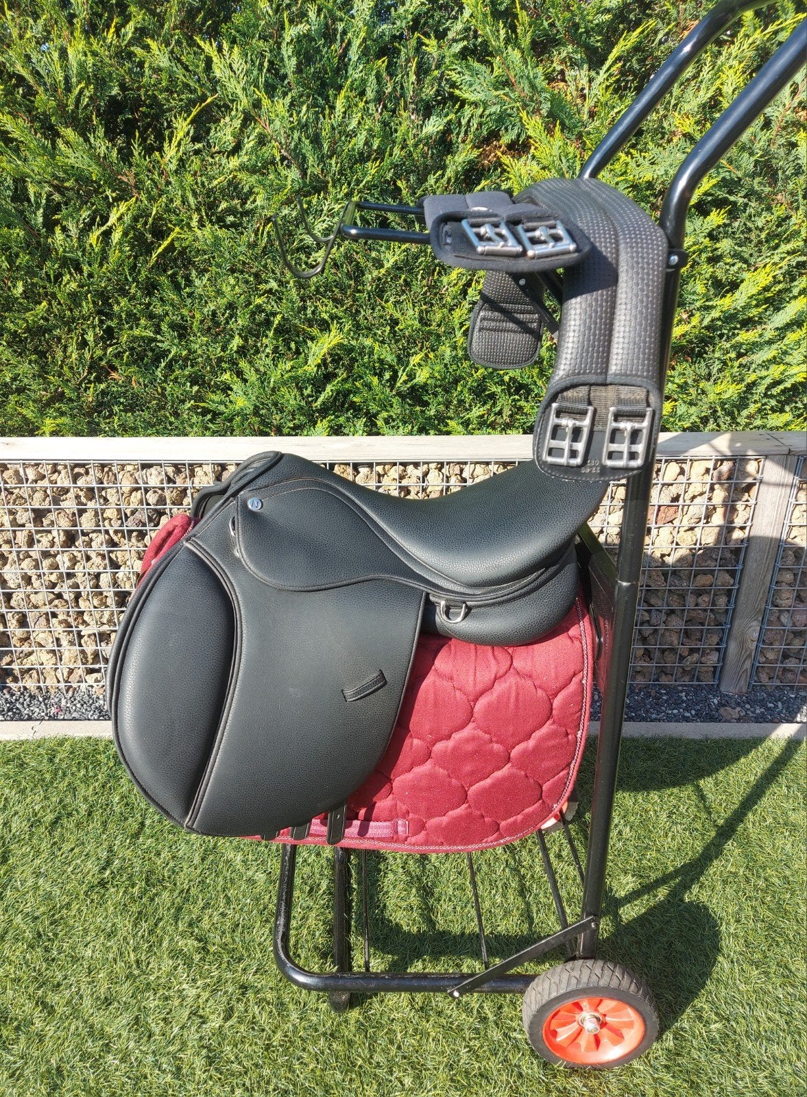 zadel Norton pro mixte 16,5 inch, Dieren en Toebehoren, Ophalen of Verzenden, Zo goed als nieuw, Veelzijdigheid