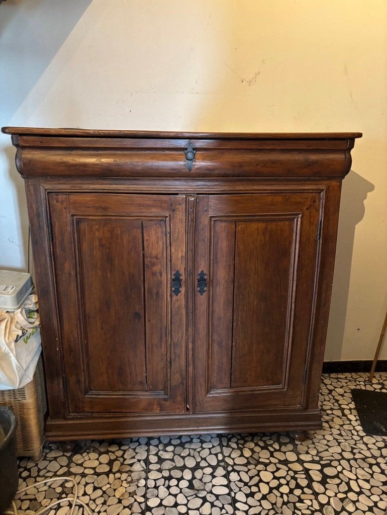 Antieke massief houten kast, Ophalen