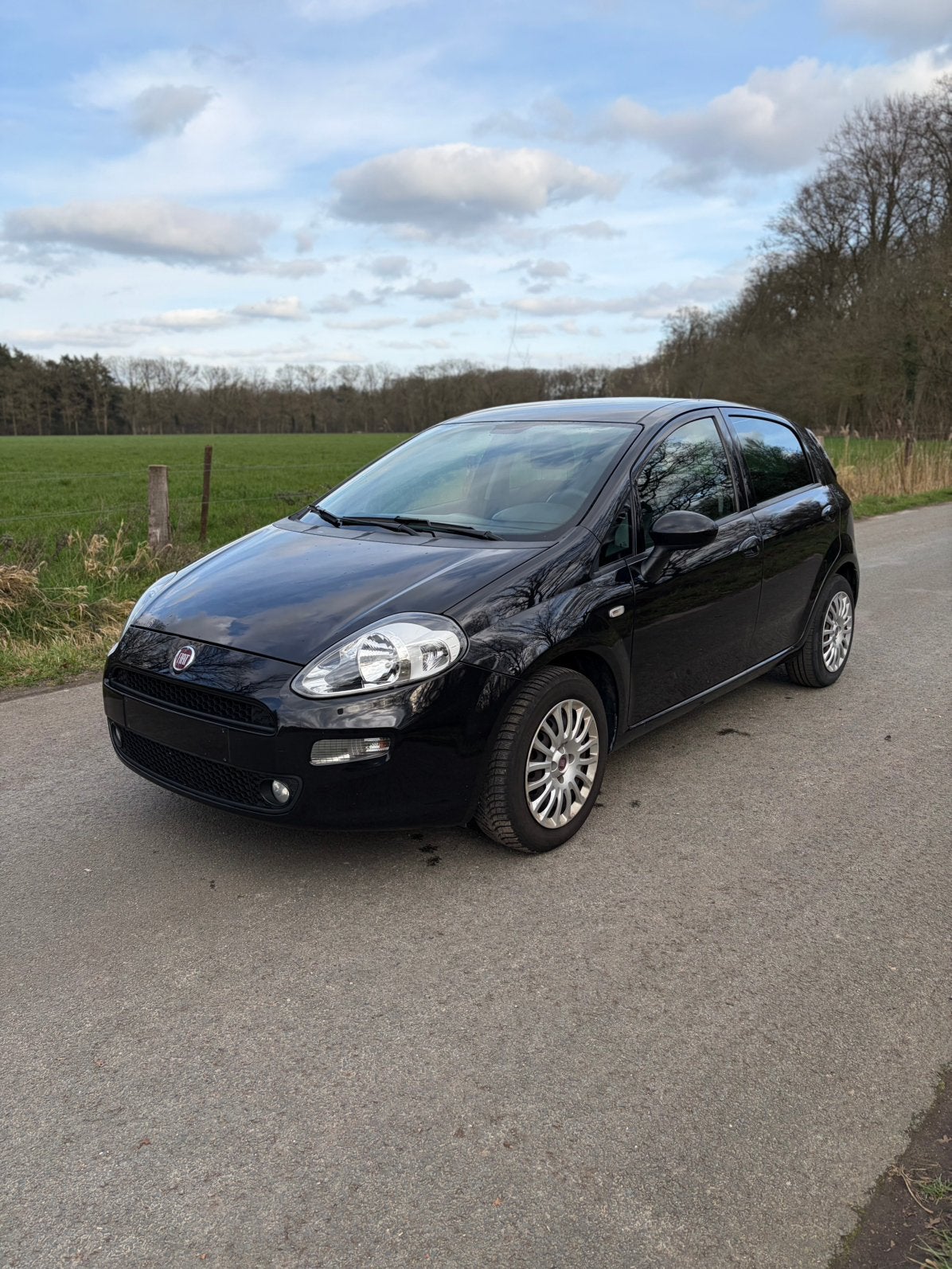 FIAT PUNTO|1.2 ESSENCE|TESTÉ ET ENTRETIEN, Autos, Euro 5, Achat, Ordinateur de bord, Particulier