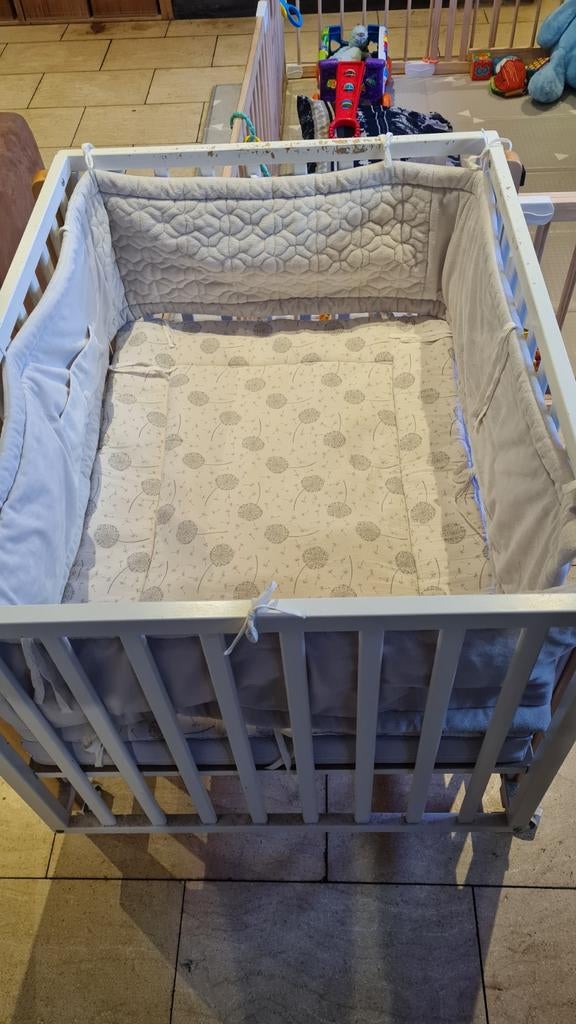Wit babypark met 2 parkomheiningen, Ophalen