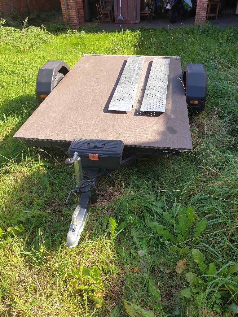 moto trailer, Ophalen, Gebruikt