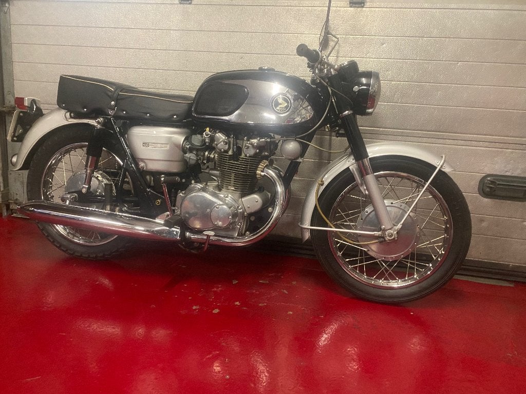 Honda CB450K0 Black Bomber NL Kenteken, Motoren, Particulier, Sport