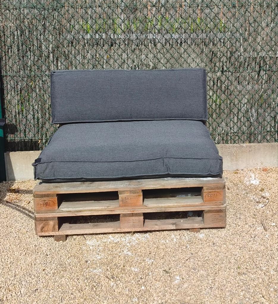 Pallet kussens + 3 pallets, Ophalen