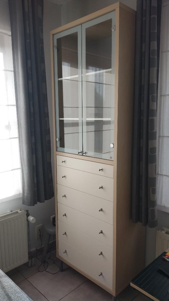 Kast living met opberglades, Ophalen