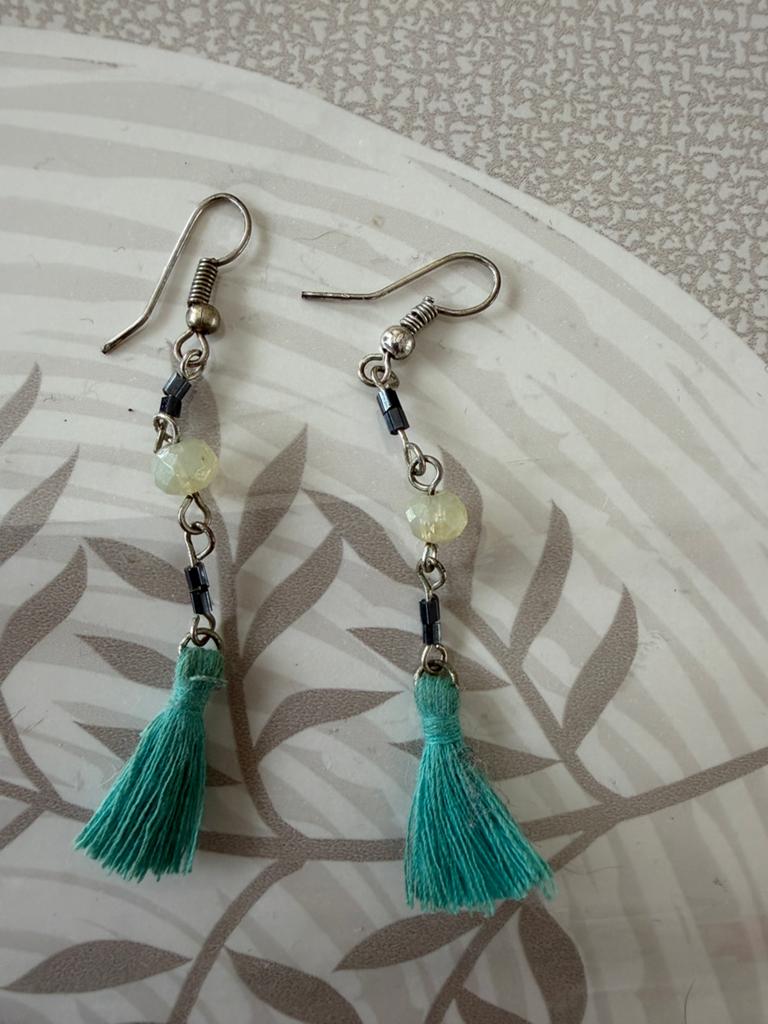 Boucles d’oreilles pendantes style bohème, Bijoux, Sacs & Beauté, Boucles d'oreilles, Enlèvement ou Envoi, Comme neuf, Jaune, Pendantes