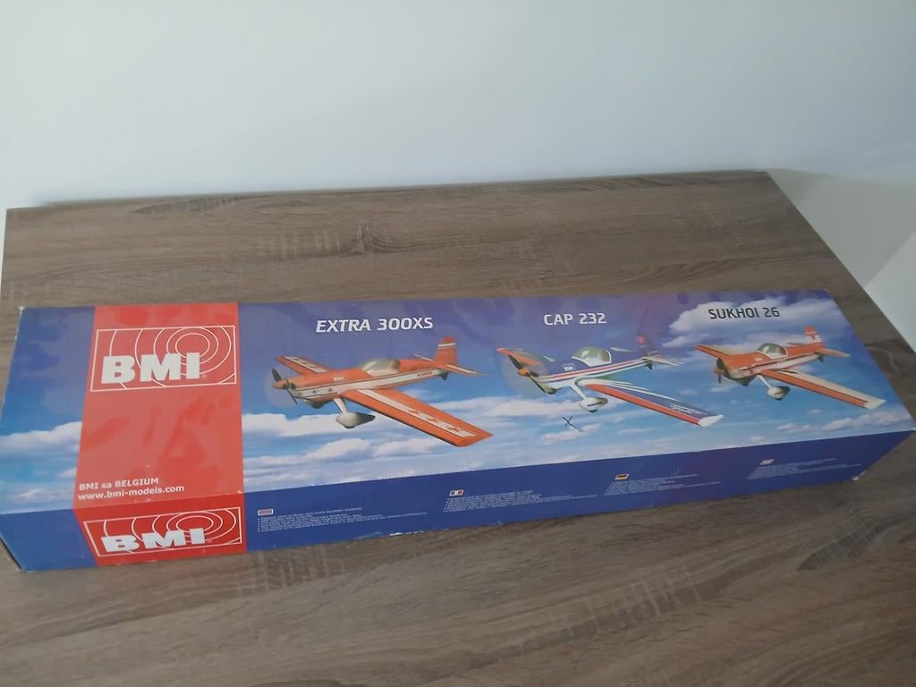 Cap 232 nieuwe kit, Hobby en Vrije tijd, Modelbouw | Radiografisch | Vliegtuigen, Ophalen