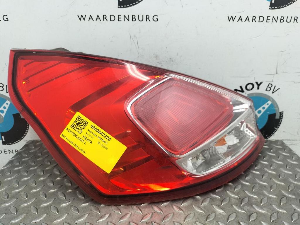 FORD FIESTA MK6 CB1 1.6D Titanium Econetic ACHTERLICHT L 201, Enlèvement ou Envoi, Utilisé, Stiba membre