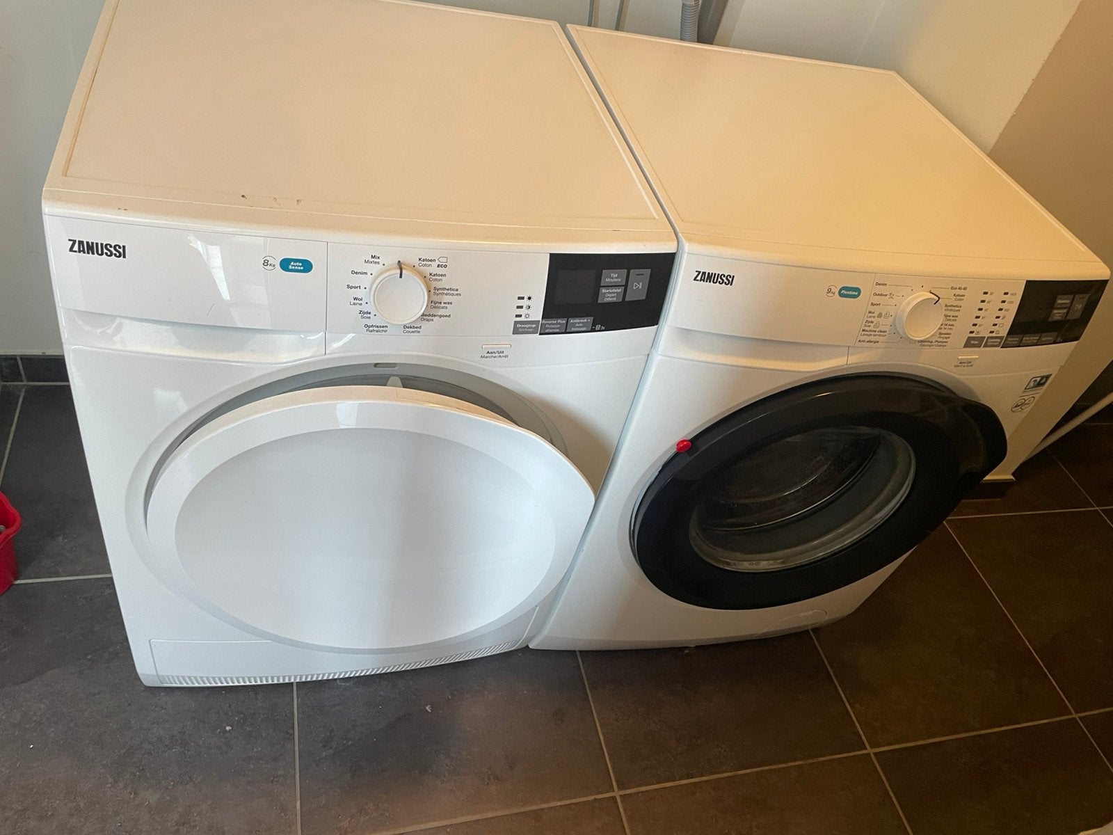 Wasmachine + droogkast: werkt prima! 5j oud., Enlèvement, Utilisé