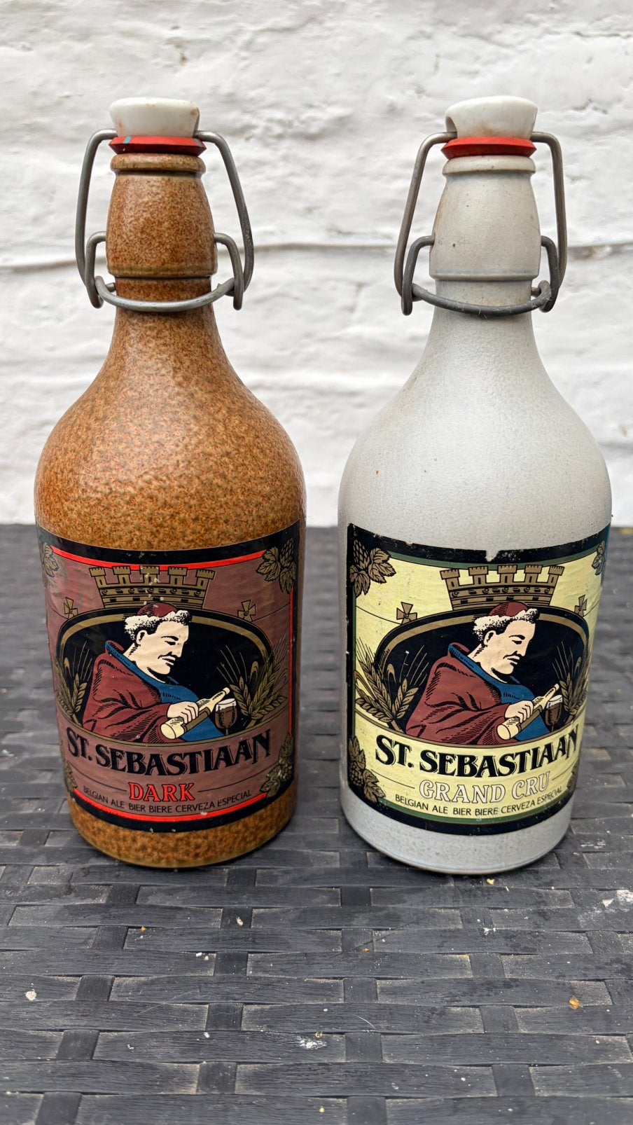 Set van 2 vintage flessen St. Sebastiaan Dark + Grand Cru, Ophalen, Zo goed als nieuw, Flesje(s)