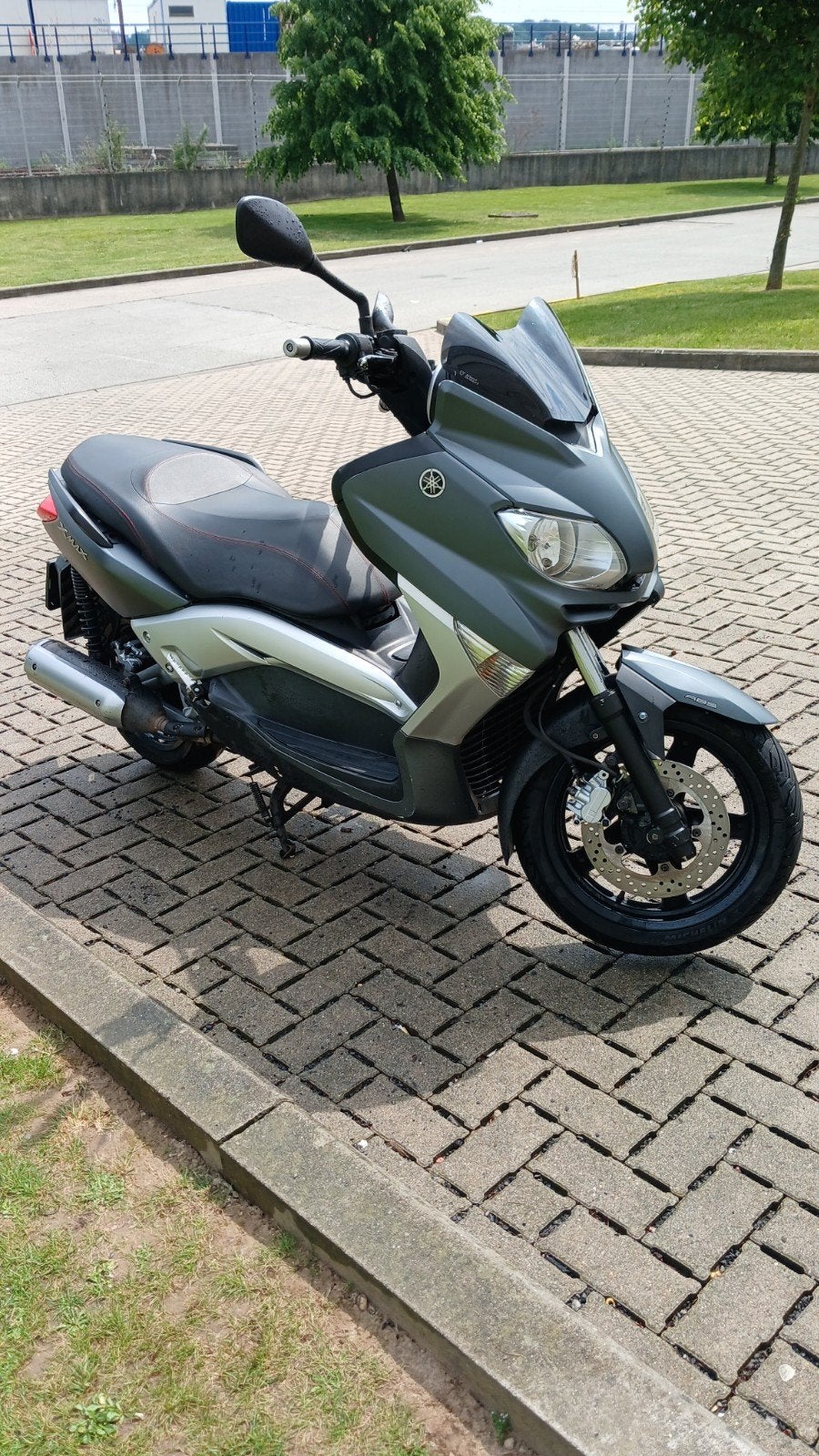 xmax 125cc, Particulier, Scooter