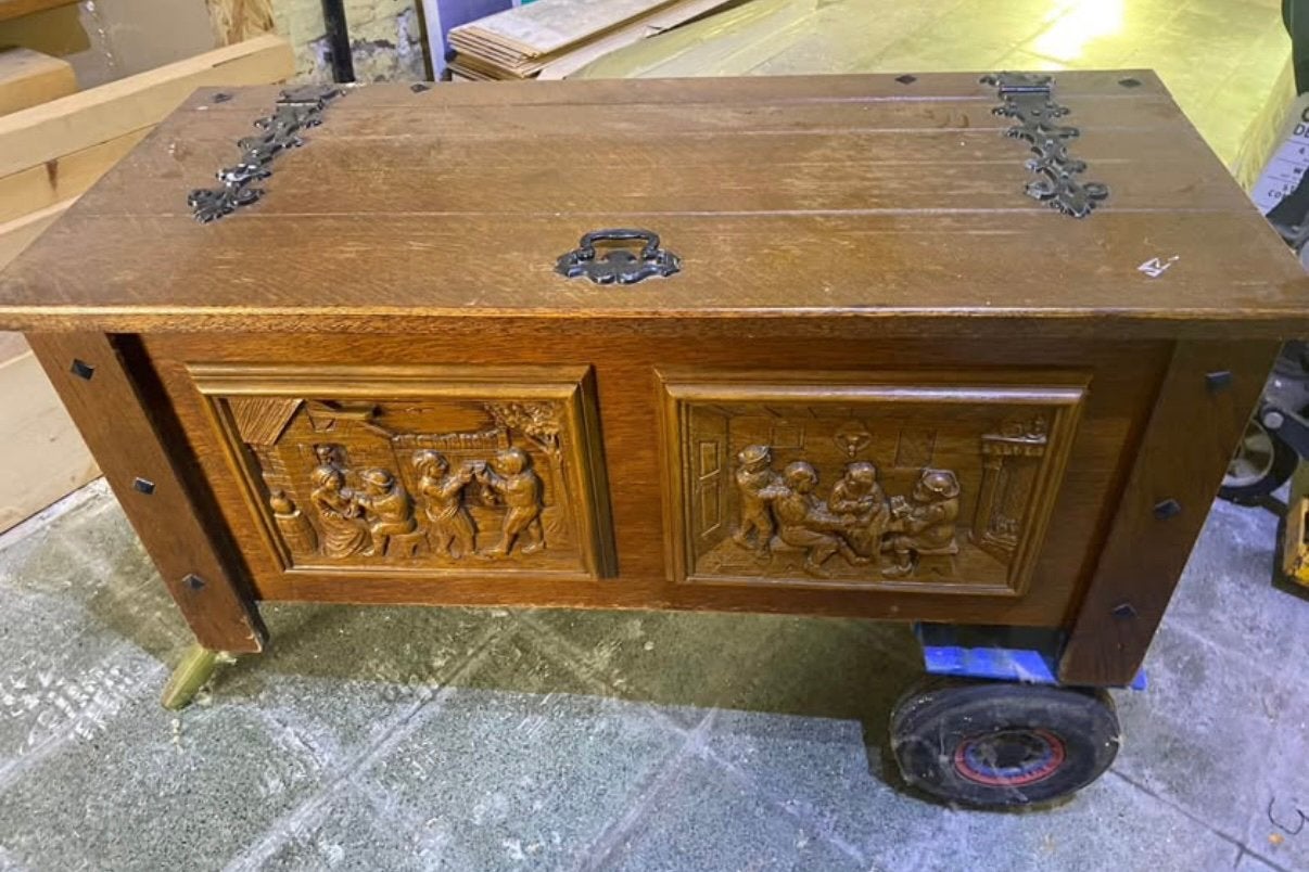 Ancien coffre en bois, Enlèvement, Utilisé, Autres essences de bois