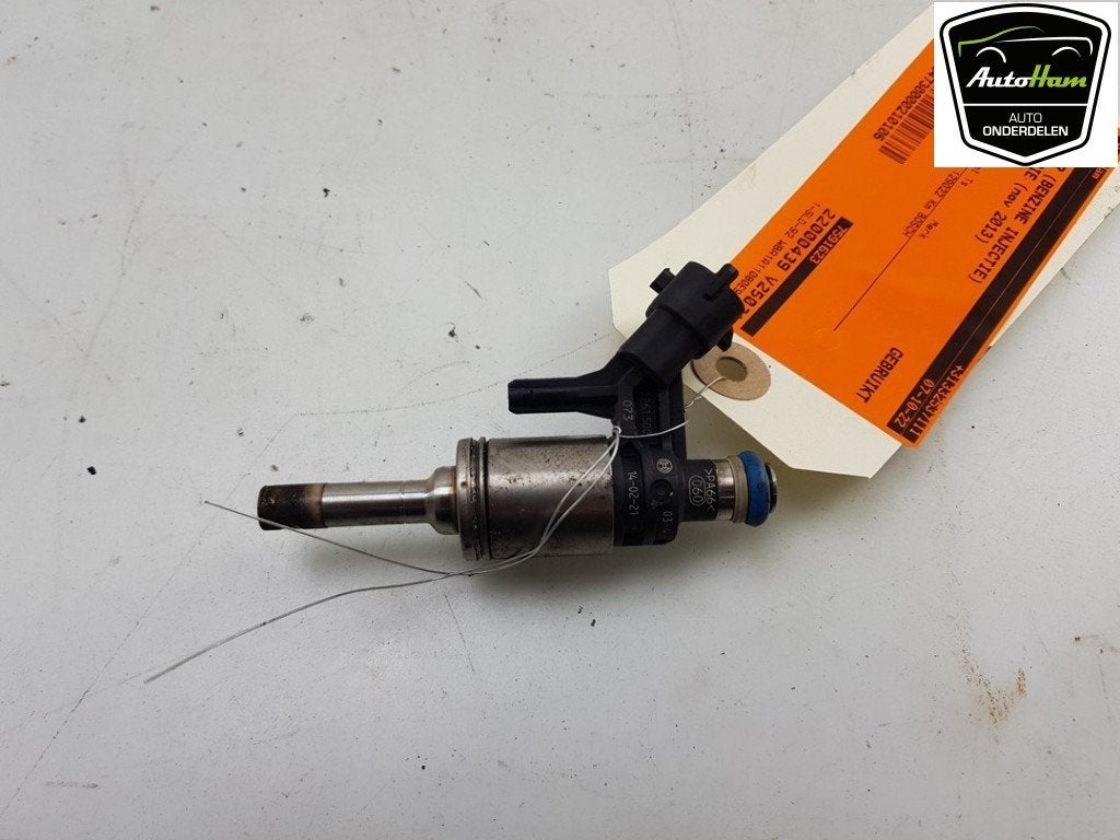 INJECTEUR BMW 1 serie (F20) (01-2010/06-2019), Robert Bosch AG, Utilisé, BMW, Robert-Bosch-Allee 1
74232  Abstatt, DE